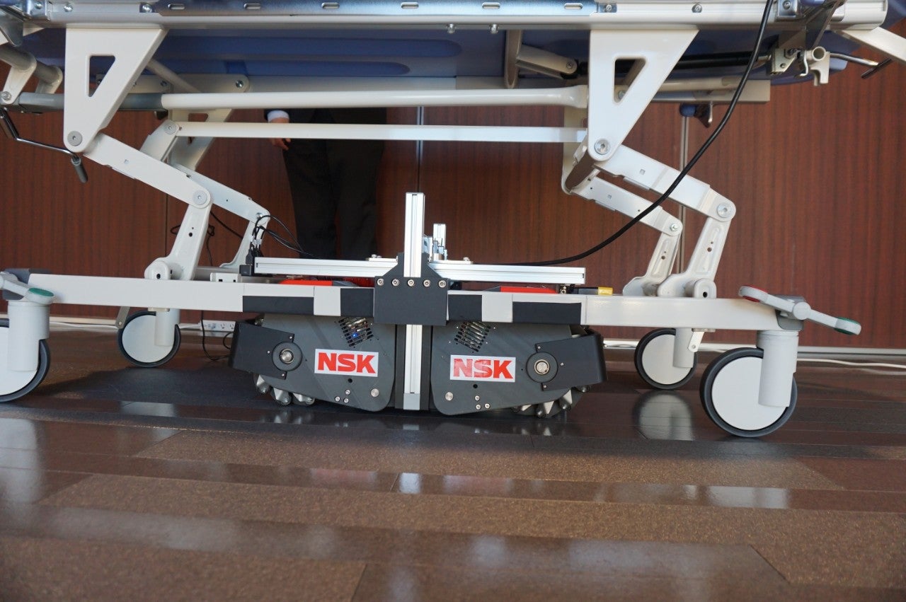 Prototype of NSK’s motorised assistance robot