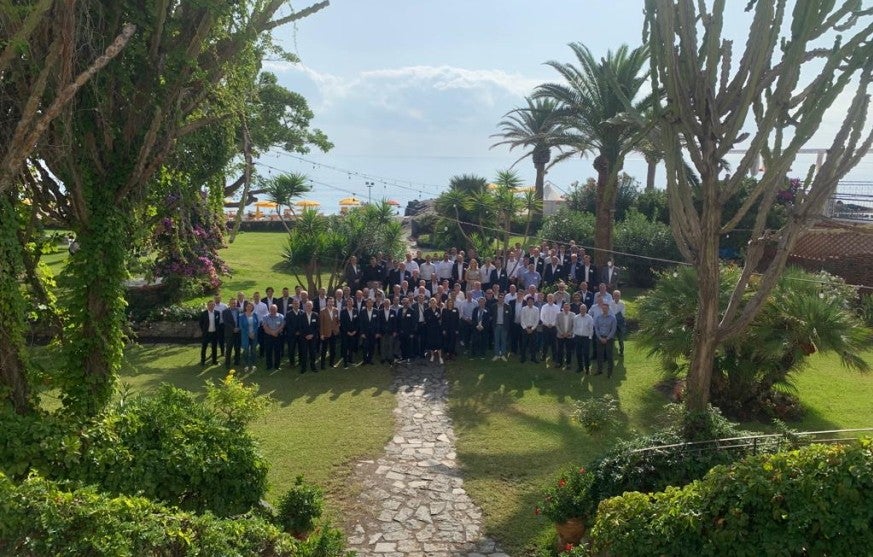 Distributor Convention Sicily 2023 Foto del elenco de Distribuidores que acompañó a NSK Europe en el espléndido complejo turístico Giardini Naxos en Sicilia