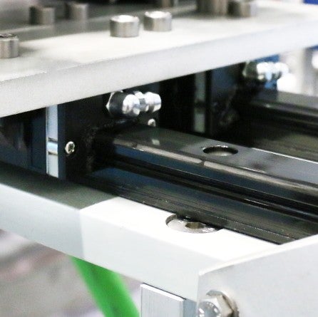 CON_Österberg_Linear-Guide.jpg Each NSK linear guide for Österbergs is cut to length using advanced machinery